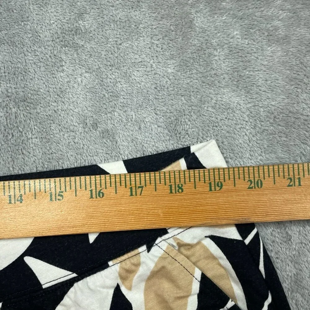 D&Co Beach Womens Leaf Print Capri Pants Black & Beige Size 1XP a1555 - Picture 6 of 9